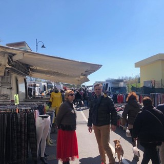 Spostamento mercato Albenga, Ciangherotti/Porro: "Brutto esordio, scelte sbagliate. Bisogna cambiare le cose"