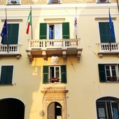 Pietra Ligure, Consiglio comunale alle 9. Carrara: "Mai vista una cosa del genere, probabilmente fatto apposta per non far partecipare i cittadini" Pietra Ligure, Consiglio comunale alle 9. Carrara: "Mai vista una cosa del genere, probabilmente fatto apposta per non far partecipare i cittadini"