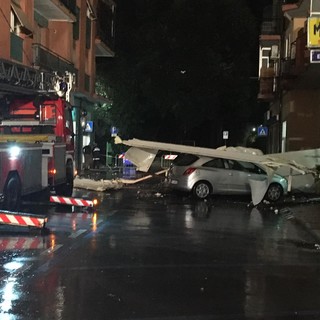 Tragedia ad Albisola: donna muore colpita da un pezzo di cornicione (FOTO e VIDEO)