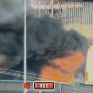 Camion prende fuoco in autostrada all'altezza di Albisola
