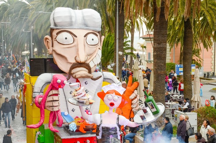 Tutto pronto per la 27^ edizione del CarnevaLöa: domenica 4 febbraio la sfilata dei carri e il Palio dei Borghi