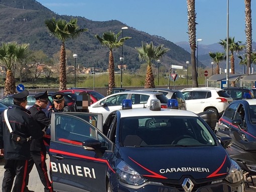 Albenga, controllo del territorio: arrestati due ladri specializzati in furti in esercizi commerciali Albenga, controllo del territorio: arrestati due ladri specializzati in furti in esercizi commerciali