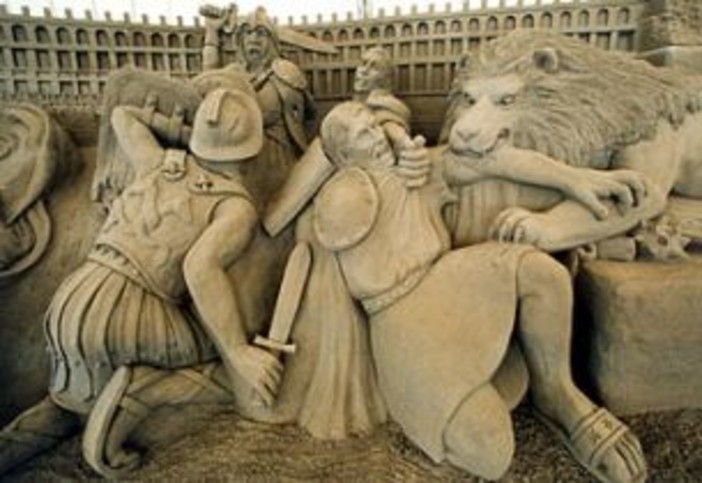 Alassio, sale l'attesa per la gara dei Castelli di Sabbia Alassio, sale l'attesa per la gara dei Castelli di Sabbia