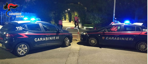 Sorpresi nella notte a rubare nelle auto in sosta a Vadino (Albenga): guai per una coppia Sorpresi nella notte a rubare nelle auto in sosta a Vadino (Albenga): guai per una coppia