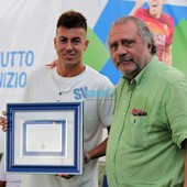 El Shaarawy con il presidente del Legino, Pietro Carella