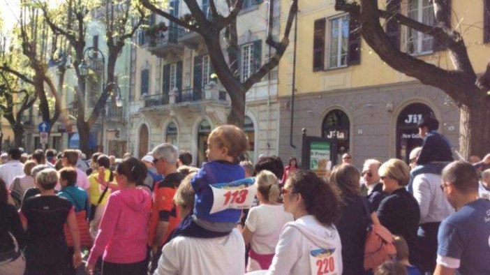 Albenga, torna l'appuntamento coi Fieui di Caruggi in salsa sportiva: il 9 ottobre riecco "Corriamo la Fionda" Albenga, torna l'appuntamento coi Fieui di Caruggi in salsa sportiva: il 9 ottobre riecco "Corriamo la Fionda"