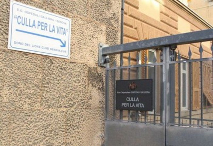 Culle per la vita, l'attacco di Liguria Rainbow: "Aumentano il senso di colpa delle donne"