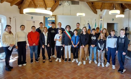 Andora, eletto il nuovo Consiglio Comunale dei Ragazzi: Andrea Mognaschi confermato "sindaco" Andora, eletto il nuovo Consiglio Comunale dei Ragazzi: Andrea Mognaschi confermato "sindaco"