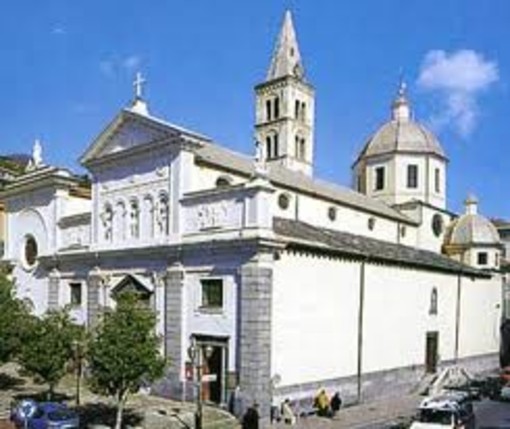 Alassio, l'organo ottocentesco suonerà con la maestria dell’organista inglese Christopher Stembridge Alassio, l'organo ottocentesco suonerà con la maestria dell’organista inglese Christopher Stembridge