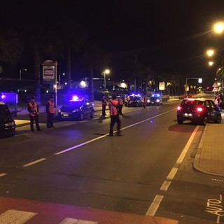 “Svuotate le tasche sennò vi ammazziamo": i carabinieri arrestano due rapinatori sul lungomare di Loano