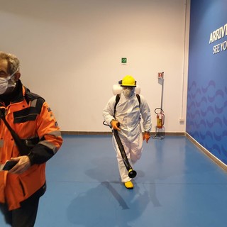 Costa Luminosa a Savona, via ai tamponi sui 435 membri dell'equipaggio