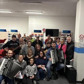 Carcare "canta le uova" con Michele Maisano: un’antica tradizione contadina che rivive nel segno della condivisione