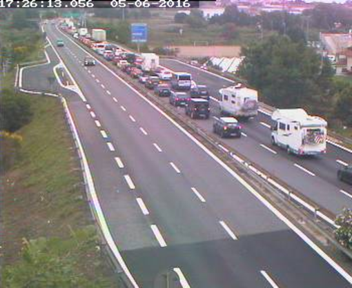 Ancora code su Autostrade e Aurelia in questa domenica da bollino nero