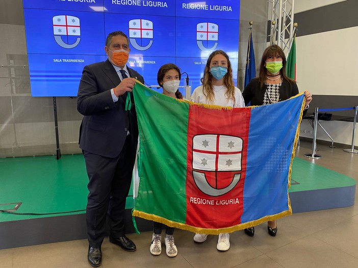 Premiate in Regione le due tenniste di Finale Ligure simbolo della resistenza al lockdown (VIDEO) Premiate in Regione le due tenniste di Finale Ligure simbolo della resistenza al lockdown (VIDEO)