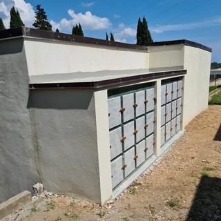 Toirano, nuovi loculi e ossari nel cimitero. Il sindaco De Fezza: "Lavori terminati" Toirano, nuovi loculi e ossari nel cimitero. Il sindaco De Fezza: "Lavori terminati"
