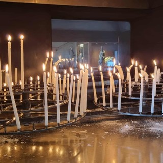 Bimbi mai nati: il 15 ottobre è la Giornata del BabyLoss, si accendono candele in tutto il mondo Bimbi mai nati: il 15 ottobre è la Giornata del BabyLoss, si accendono candele in tutto il mondo