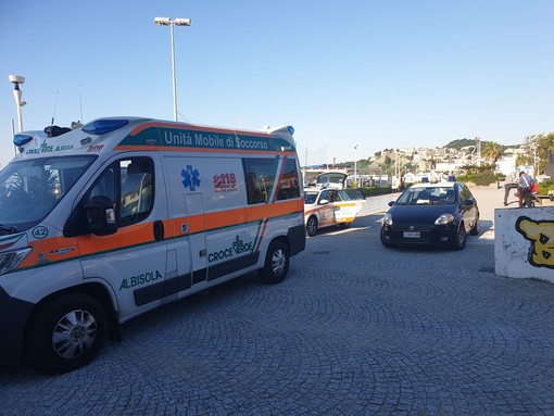 Albissola Marina: trovato su una spiaggia libera il corpo senza vita di un uomo Albissola Marina: trovato su una spiaggia libera il corpo senza vita di un uomo