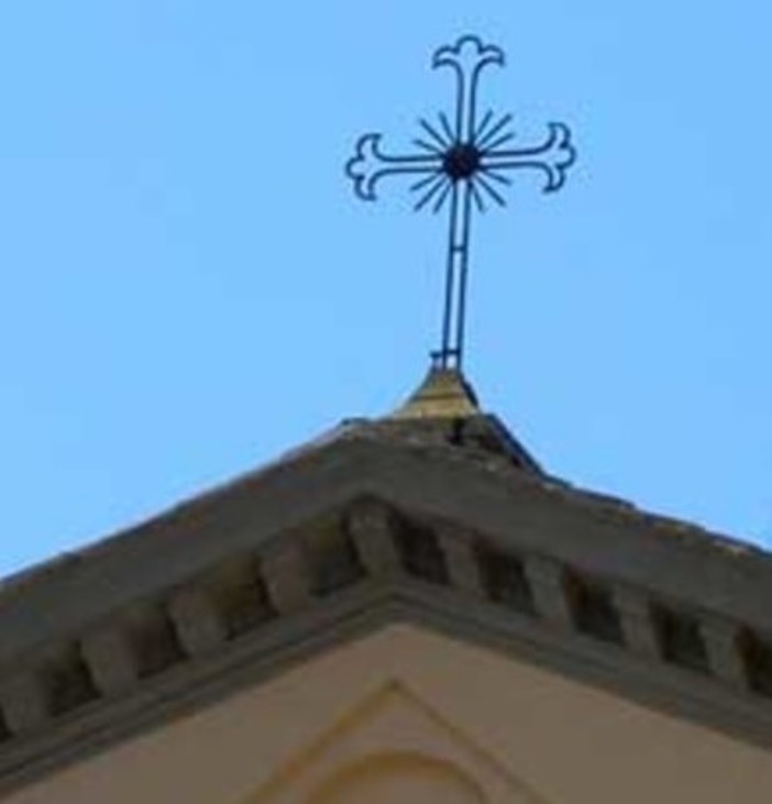 Don Michele Farina missionario in Africa, lascia le sue parrocchie: verrà sostituito da don Allori Don Michele Farina missionario in Africa, lascia le sue parrocchie: verrà sostituito da don Allori