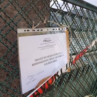 Incidente a scuola ad Albenga, cancello esce dal suo asse e ferisce lievemente una maestra