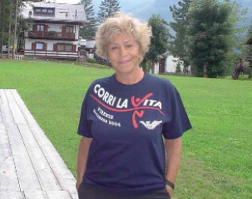 Luciana Castellina presenta a Savona il suo nuovo libro "La scoperta del mondo" Luciana Castellina presenta a Savona il suo nuovo libro "La scoperta del mondo"