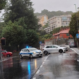 Maltempo, chiusa via Genova tra Albissola e Savona: stop al transito dei pedoni in Piazza del Popolo Maltempo, chiusa via Genova tra Albissola e Savona: stop al transito dei pedoni in Piazza del Popolo