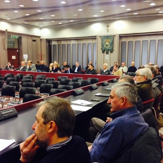 L’assemblea dei sindaci approva il Piano Rifiuti: tre ambiti con tre gestori