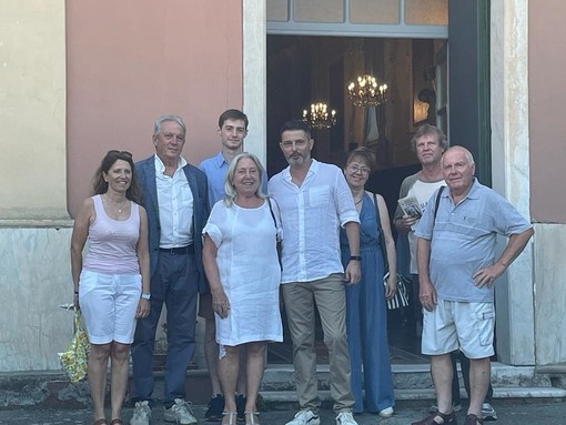 "Il borgo murato" a Varazze, ritorno alle origini e sguardo verso il futuro nella chiesa medievale "Il borgo murato" a Varazze, ritorno alle origini e sguardo verso il futuro nella chiesa medievale