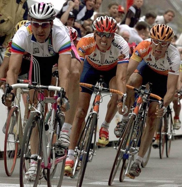 Laigueglia: tra i partecipanti al Gran Fondo di Ciclismo anche il sen. Davico