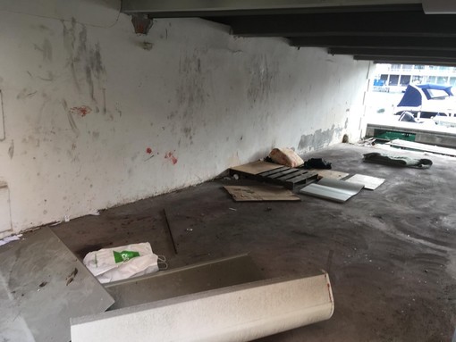 Savona, scoppia una lite in zona porto: due feriti lievi