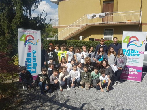 Piccoli speaker, tecnici audio e giornalisti crescono a Radio Onda Ligure 101