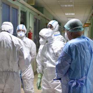 Coronavirus, salgono gli ospedalizzati: un decesso all'ospedale San Paolo