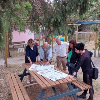 Restyling dei giardini Mezzano a Celle, spazio ad un Baby Pit Stop e a percorsi tattili e olfattivi per i bambini