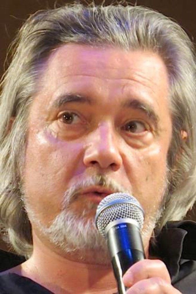 Savona, alla Ubik il musicista e scrittore Max Manfredi presenta il libro "Faustus"