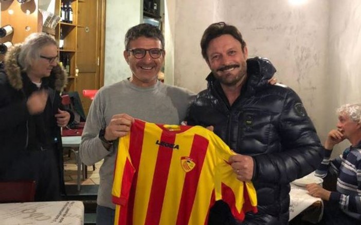 Il calcio piange il bomber delle "Notti Magiche" Totò Schillaci: il ricordo anche a Finale Il calcio piange il bomber delle "Notti Magiche" Totò Schillaci: il ricordo anche a Finale