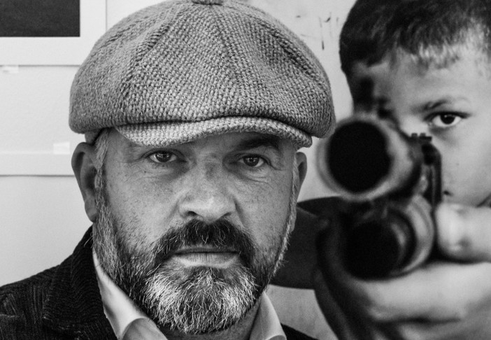 "L'Orrore e la bellezza". Davide Cerullo si racconta alla Libreria CentoFiori di Finale con la sua toccante autobiografia "L'Orrore e la bellezza". Davide Cerullo si racconta alla Libreria CentoFiori di Finale con la sua toccante autobiografia