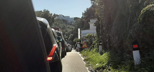 Aurelia in tilt tra Celle e Savona: un intervento sulle acque bianche ad Albissola mette in ginocchio la viabilità