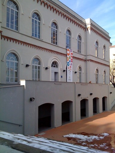 Cairo: "Incontro con l'Autore" ospita il direttore della compagnia "Uno sguardo dal palcoscenico"