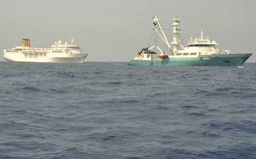 Costa Allegra: nel porto di Mahe' sono cominciate le operazioni di sbarco