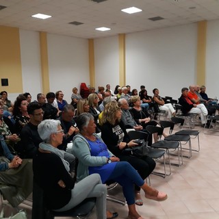 Carcare premia le realtà commerciali e artigianali a conduzione familiare