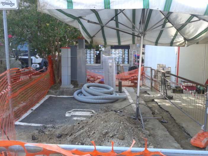 Cairo guarda al futuro: ecco la prima colonnina per la ricarica dei veicoli elettrici (FOTO)