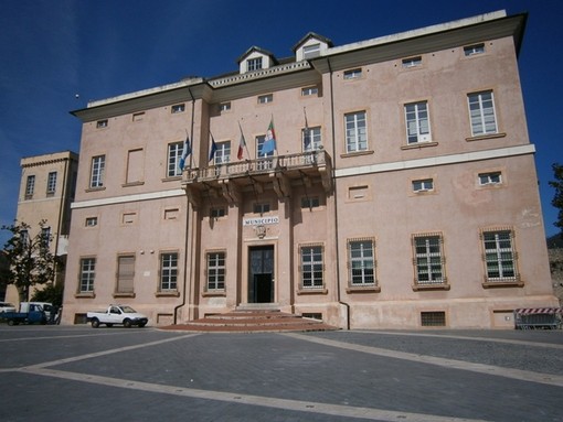 Loano, attenzione massima per l'educazione ambientale: una passeggiata ecologica, una camminata botanica e un “aperitivo con la scienza” Loano, attenzione massima per l'educazione ambientale: una passeggiata ecologica, una camminata botanica e un “aperitivo con la scienza”