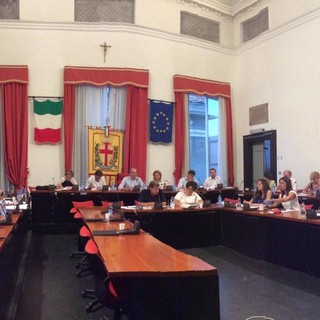 Dal Consiglio comunale di Albenga richieste le dimissioni dell'assessore regionale Sonia Viale Dal Consiglio comunale di Albenga richieste le dimissioni dell'assessore regionale Sonia Viale