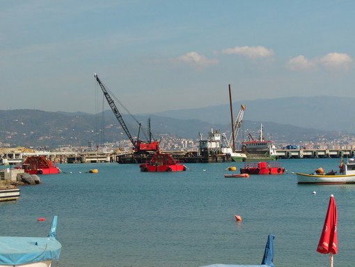 Via libera della Regione all'attivazione della procedura P.R.I.S. “Piattaforma Maersk – comune di Vado Ligure – localita’ Gheia”.