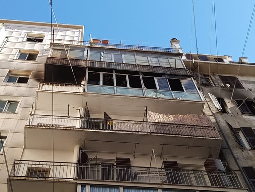 Incendio di via Venezia a Savona, la titolare del "Bar Mina": "Interdetti pure i nostri servizi igienici, per i clienti e per noi un disagio"