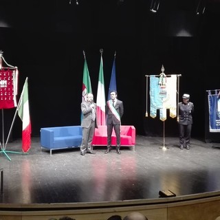 Foto pubblicate su Facebook dal sindaco Fulvio Briano e dall'assessore Alberto Poggio