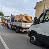 Pietra, lavori in corso sulla via Aurelia e traffico in tilt. De Vincenzi non ci sta: "Vergognoso autorizzare interventi così in orario diurno" Pietra, lavori in corso sulla via Aurelia e traffico in tilt. De Vincenzi non ci sta: "Vergognoso autorizzare interventi così in orario diurno"