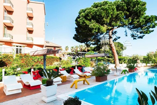 Accertamenti Tari di 35mila euro a Celle per un hotel: "Siamo in ginocchio, non pagheremo"