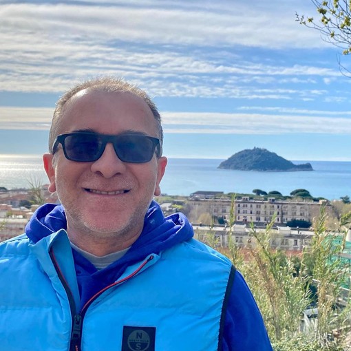 Albenga, Caviglia: "Podio silente in Consiglio Comunale, la sede più opportuna per esprimere osservazioni, dubbi o perplessità" Albenga, Caviglia: "Podio silente in Consiglio Comunale, la sede più opportuna per esprimere osservazioni, dubbi o perplessità"