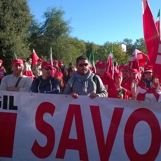 Manifestazione CGIL a Roma contro il Jobs Act: Savona c'è