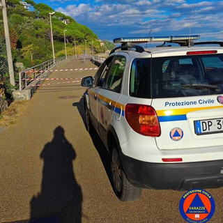 Cedimento dell'asfalto in Lungomare Europa, il Pd all'attacco: "Varazze, la città dei tapulli?" Cedimento dell'asfalto in Lungomare Europa, il Pd all'attacco: "Varazze, la città dei tapulli?"